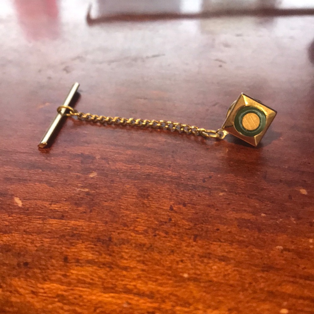 Swank Jade Accent Tie Tack